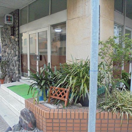 Yoshino Ryokan Осака Экстерьер фото